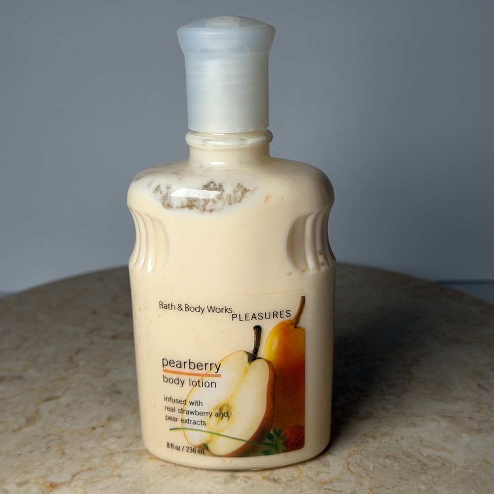 Bath & Body Works Pearberry Body Lotion 8oz Peach Vintage Pleasures Discontinued